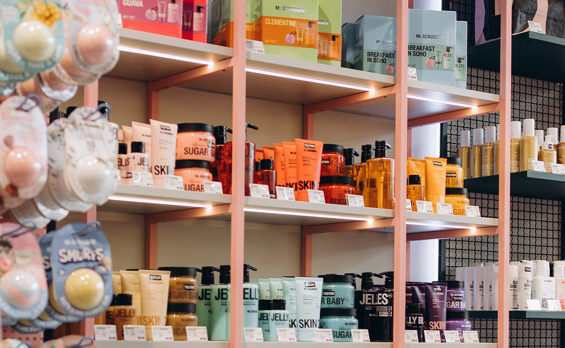 м. Мукачево, вул. Білака Василя, буд. 2, ТЦ VAROSH, 1 поверх