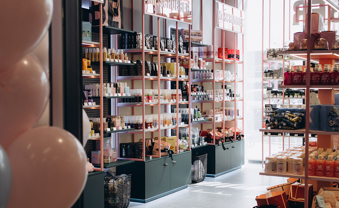 м. Мукачево, вул. Білака Василя, буд. 2, ТЦ VAROSH, 1 поверх